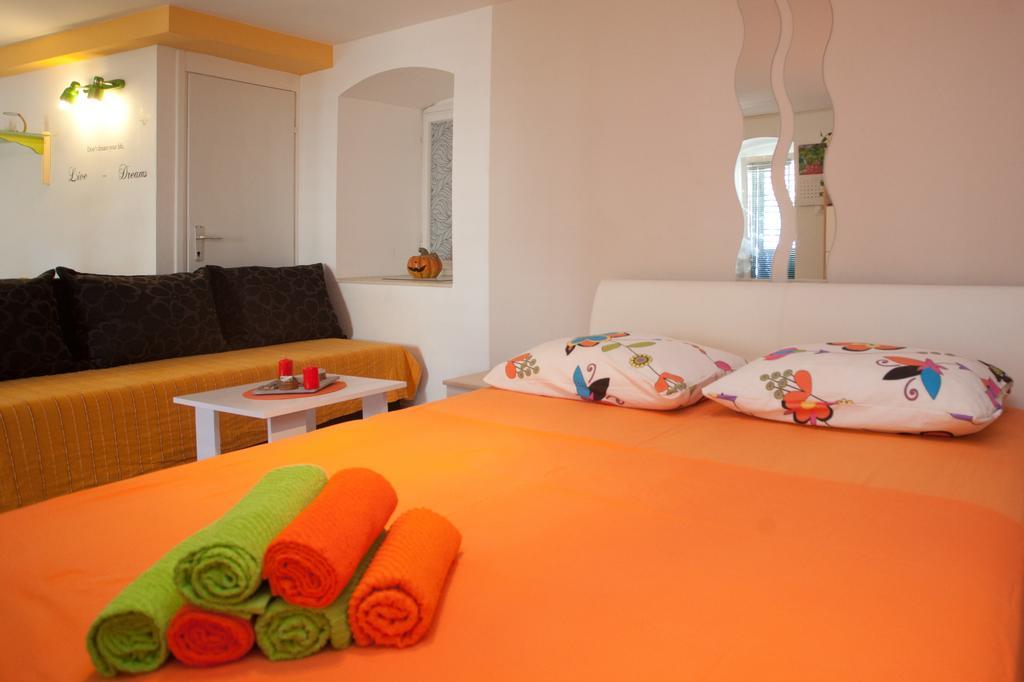 Paradise Apartment With Big Sunny Terrace In The Old Town, Few Meters From The Sea & Riva Promenade Split Rum bild